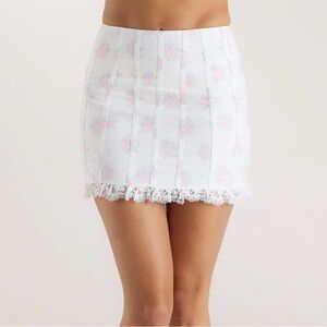 Lounge dainty Floral Lace-Trim Mini Skirt